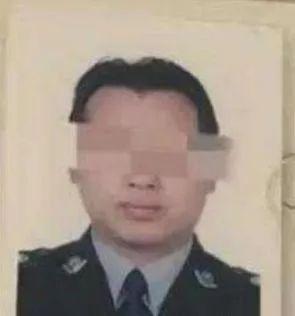 保時(shí)捷女車主一巴掌，童所長被免職，被“坑”的丈夫冤不冤？